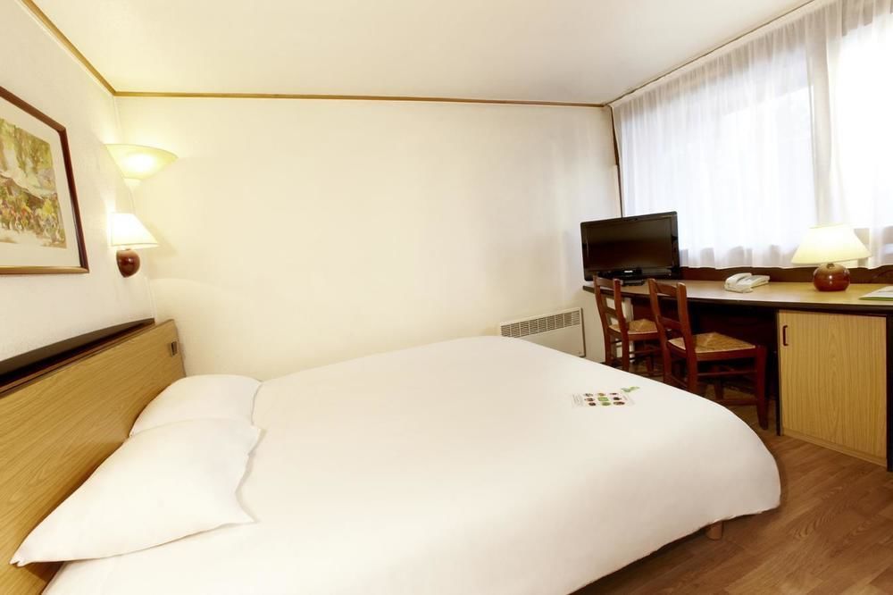 Campanile Agen Hotel Екстериор снимка